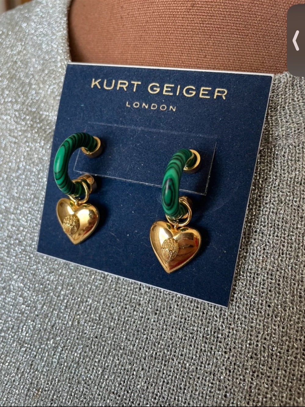 Kurt Geiger eagle heart malachite gold-tone heart post earrings - Picture 3 of 6